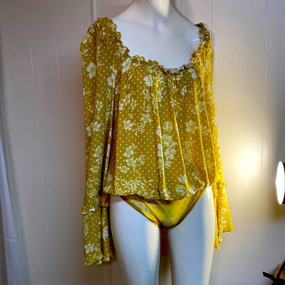 Free People Floral Mustard Hippie Top NWOT - Picture 2 of 13